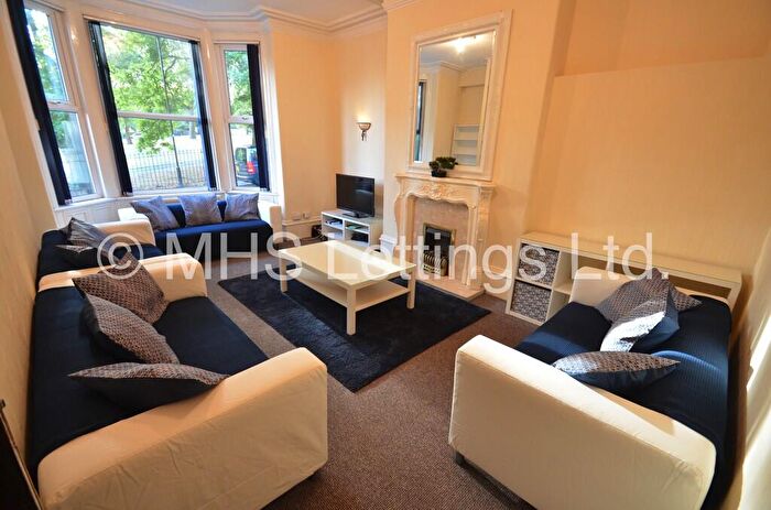 8 Bedroom Terraced House To Rent In Hanover Square, Leeds, LS3