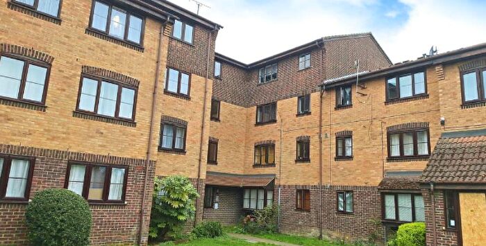 Studio To Rent In Conway Gardens, Grays, RM17