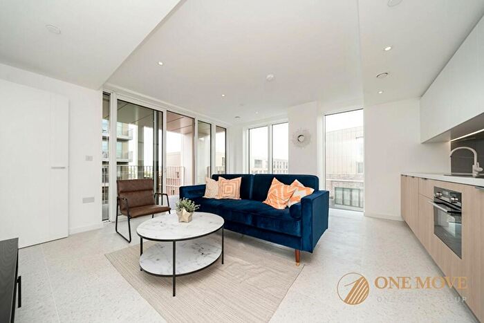 1 Bedroom Flat To Rent In The Silk District, London, E1