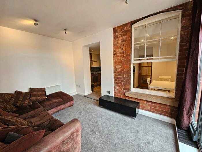 2 Bedroom Apartment To Rent In Nottingham, Lace Market, NG1