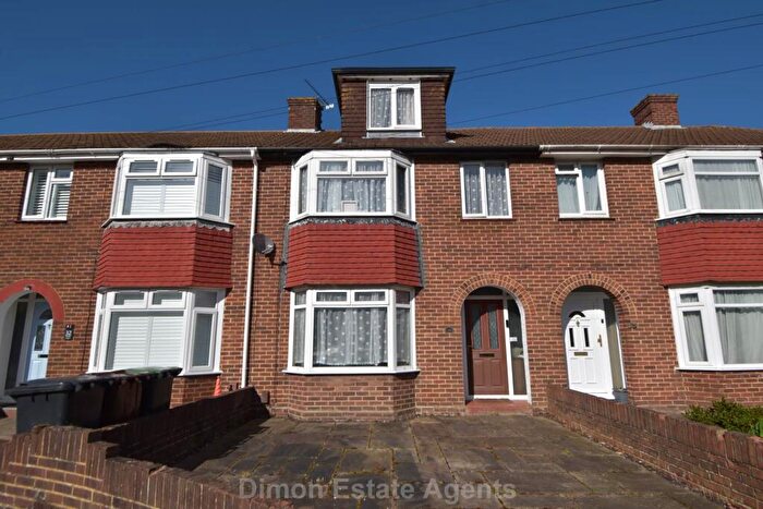 4 Bedroom Terraced House For Sale In Richard Grove, Gosport, PO12