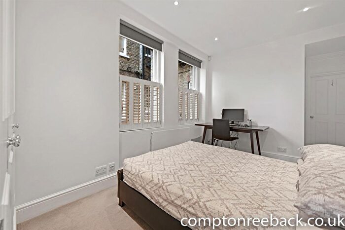 2 Bedroom Flat To Rent In Delaware Road, London, W9