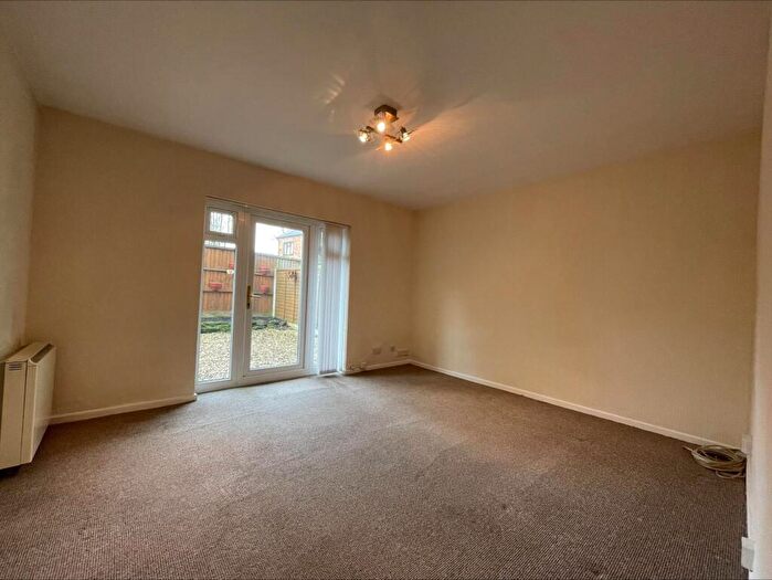 2 Bedroom Flat To Rent In Egerton Park, Rock Ferry, Wirral, CH42