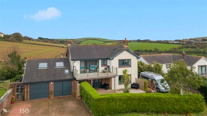 5 Bedroom Detached House For Sale In Mead Drive, Thurlestone, Kingsbridge, TQ7