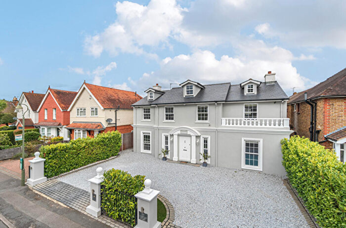 4 Bedroom Detached House For Sale In High Street, Horsell, Woking, Surrey, GU21