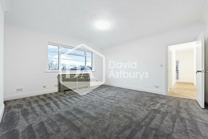 4 Bedroom Apartment To Rent In Willesden Lane, Willesden Green Mapesbury, London, NW6