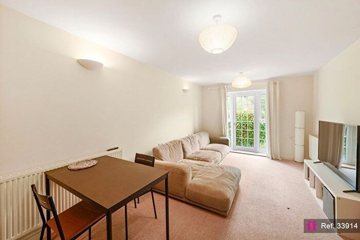 1 Bedroom Flat To Rent In Addiscombe Road, Croydon, CR0