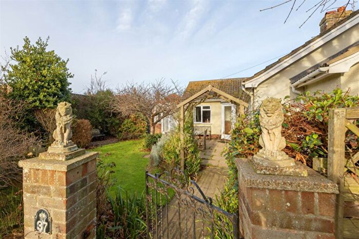 2 Bedroom Detached Bungalow For Sale In Fieldstile Road, Southwold, IP18