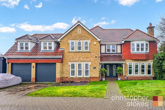 5 Bedroom Detached House For Sale In Poets Gate, Cheshunt, Hertfordshire, EN7