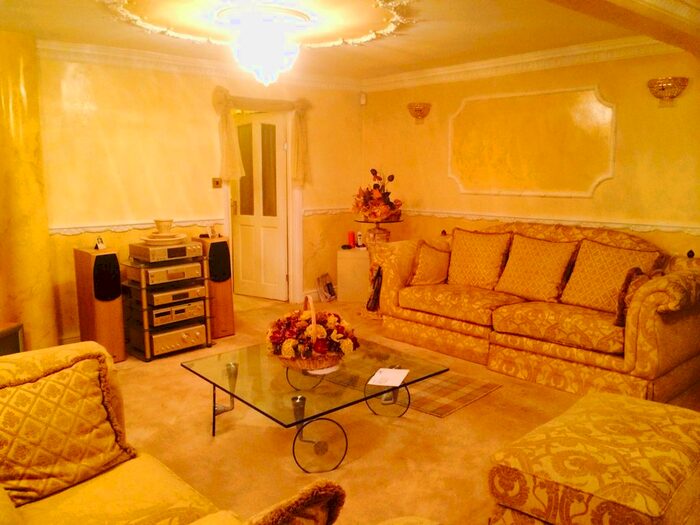 3 Bedroom Flat To Rent In Ilford Lane, Ilford IG1