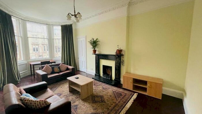 2 Bedroom Flat To Rent In Wellington Street, Hillside, Edinburgh, EH7