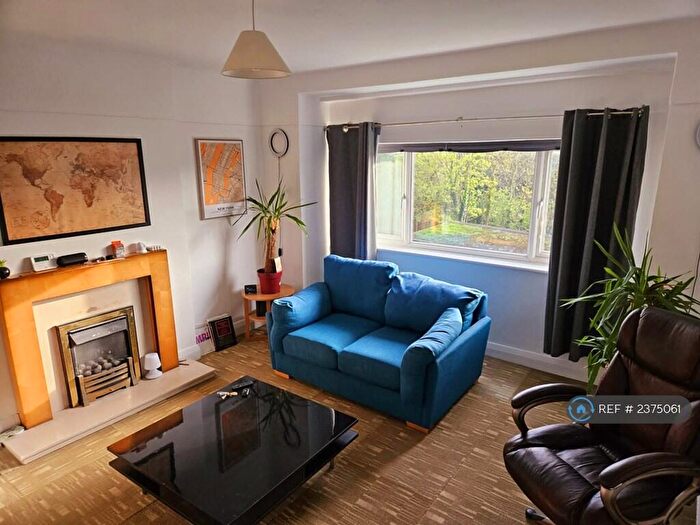 2 Bedroom Flat To Rent In Ludlow Drive, West Kirby, Wirral, CH48