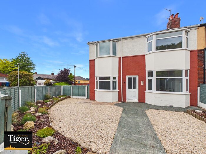 4 Bedroom End Terrace House For Sale In Coldstream Place, Blackburn, BB2