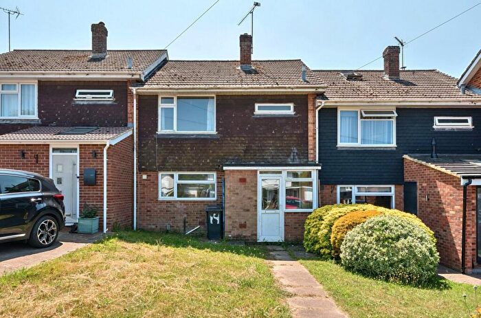 3 Bedroom Terraced House For Sale In Picton Road, Andover, SP10