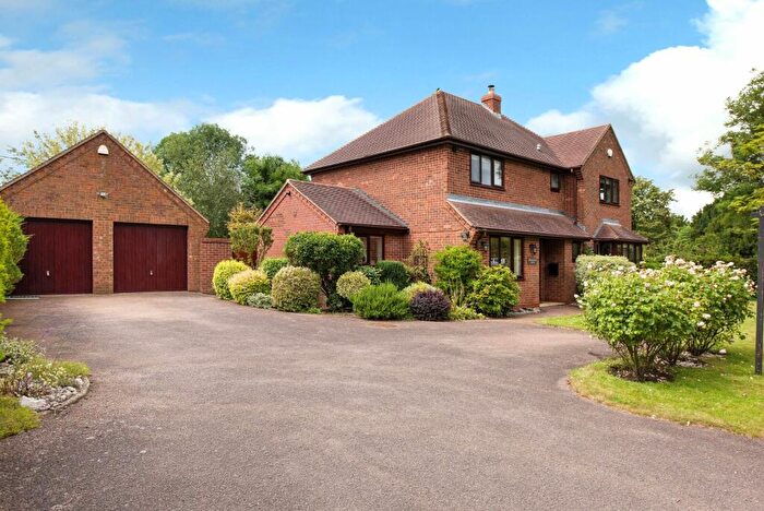 4 Bedroom Detached House For Sale In Main Street, Upton, Huntingdon, Cambridgeshire, PE28
