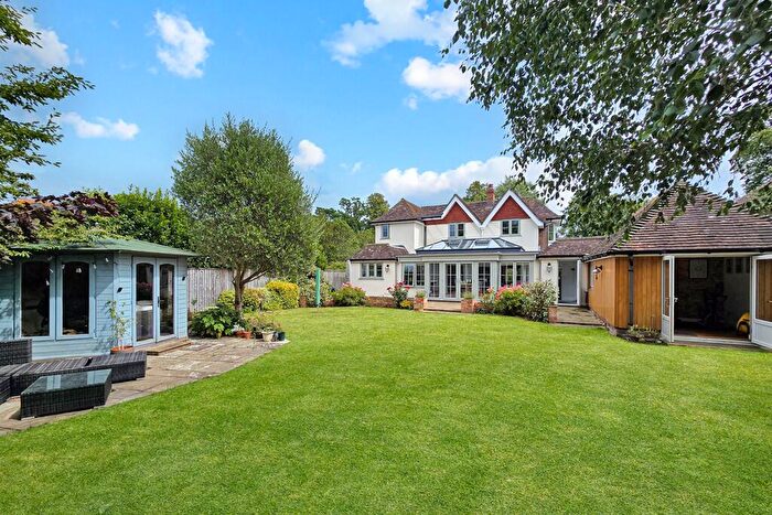 4 Bedroom Detached House For Sale In Rookes Lane, Lymington, Hampshire, SO41