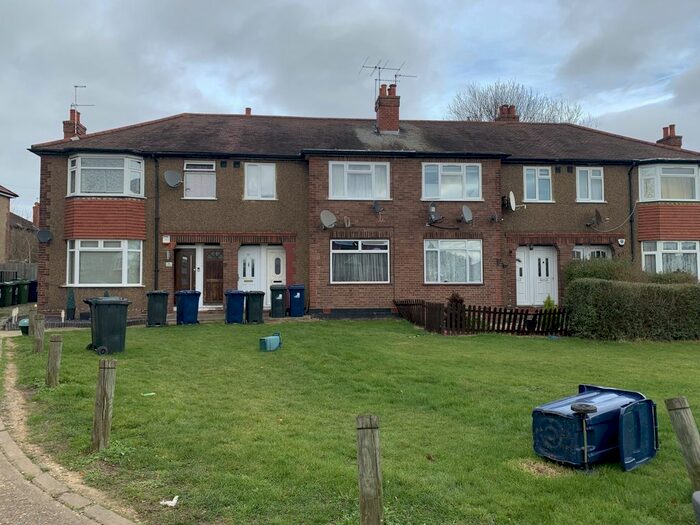 2 Bedroom Flat To Rent In Northolt, Middlesex, UB5