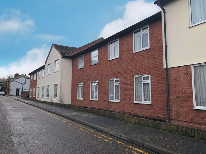 1 Bedroom Flat To Rent In Havencroft Court, North Street, Walton On The Naze, CO14