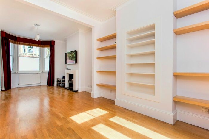 3 Bedroom Terraced House To Rent In Duke Road, London, W4