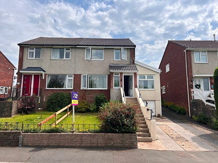 3 Bedroom Semi-Detached House For Sale In Caerbryn, Newbridge, NP11