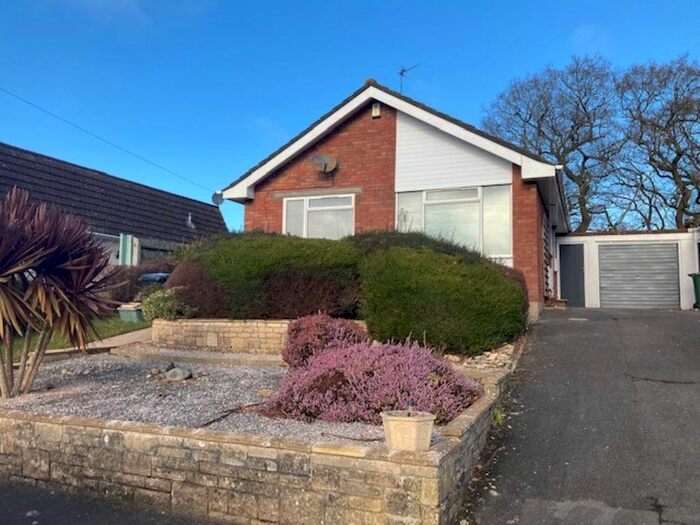 3 Bedroom Bungalow To Rent In Moorham Road, Winscombe, North Somerset, BS25