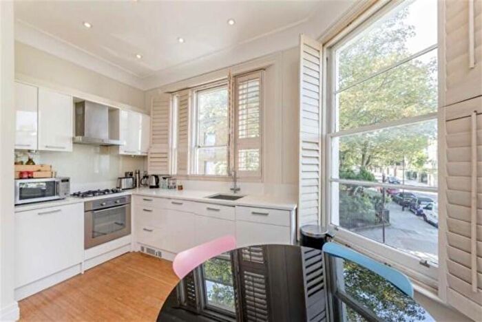 1 Bedroom Apartment To Rent In Boundary Road, St John's Wood, NW8