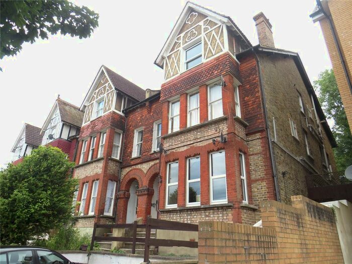 1 Bedroom Flat To Rent In Avondale Road, South Croydon, Surrey CR2