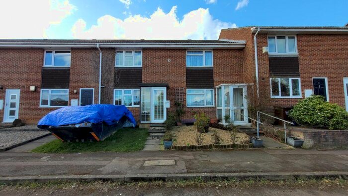 3 Bedroom Terraced House To Rent In Guernsey Way, Banbury, Oxon, OX16