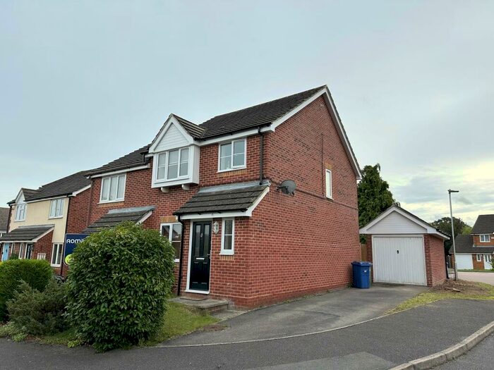 3 Bedroom Semi-Detached House To Rent In Munday Court, Bracknell, RG42