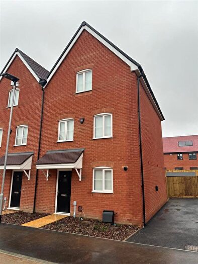 3 Bedroom Semi Detached House To Rent In Hart Road, Whiteley, Fareham, SO30