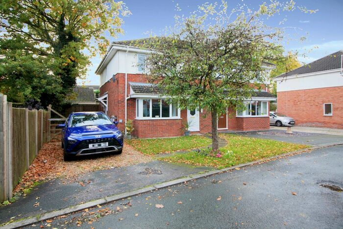 3 Bedroom Semi-Detached House To Rent In Wayside Court, Mickle Trafford, Chester, CH2