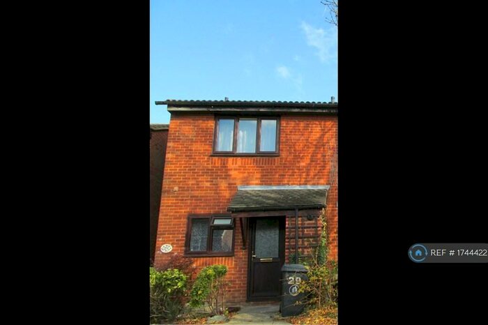 2 Bedroom End Of Terrace House To Rent In Buttermere Road, Orpington, BR5