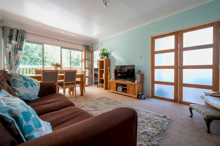 2 Bedroom Flat To Rent In St Johns Court, Brookwood, Woking GU24