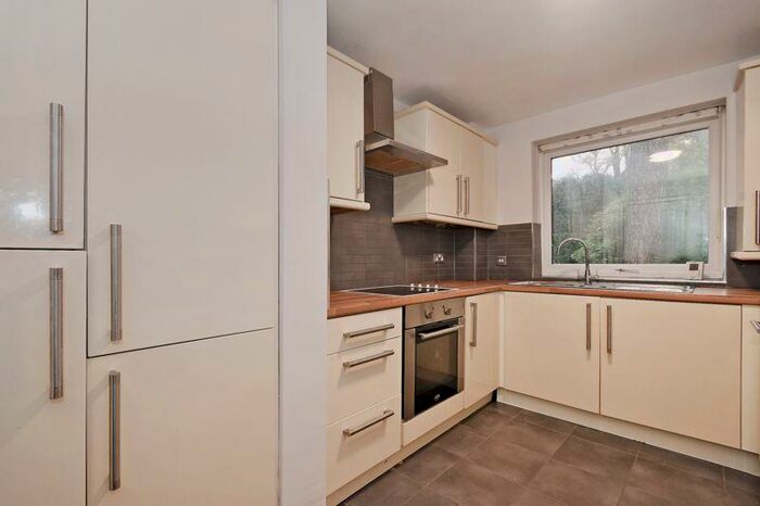 3 Bedroom Apartment To Rent In Ranmoor Court, Graham Road, Sheffield, S10