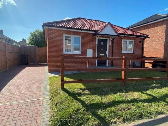 1 Bedroom Bungalow To Rent In Doggetts Row, Isle Of Grain, Rochester, ME3