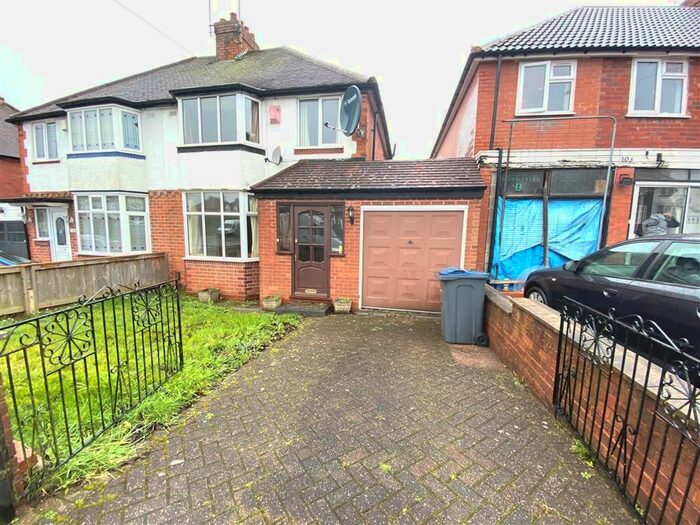 3 Bedroom Property To Rent In Worlds End Lane, Quinton, Birmingham, B32
