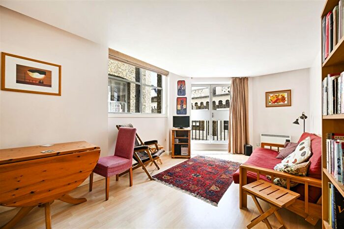 1 Bedroom Flat For Sale In Priory House, Friar Street, London, EC4V
