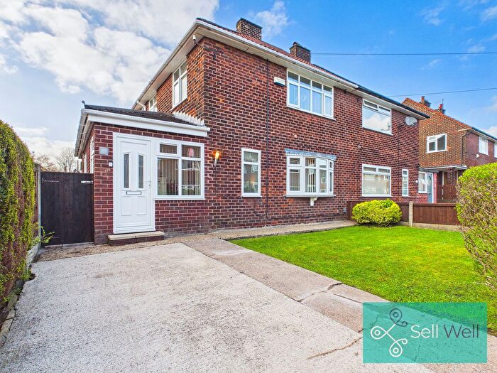 3 Bedroom Semi Detached House For Sale In Seedley Avenue, Little Hulton, Manchester, M38