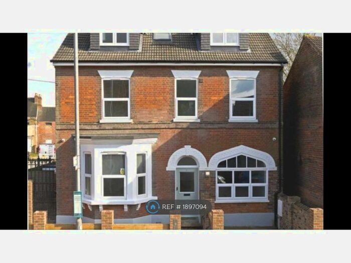 1 Bedroom Flat To Rent In Wenlock Street, Luton, LU2
