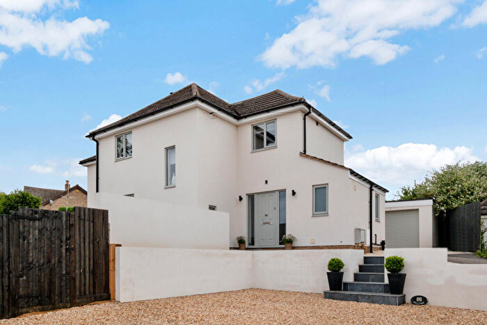 4 Bedroom Detached House For Sale In Turnpike Road, Ryhall, Stamford, PE9