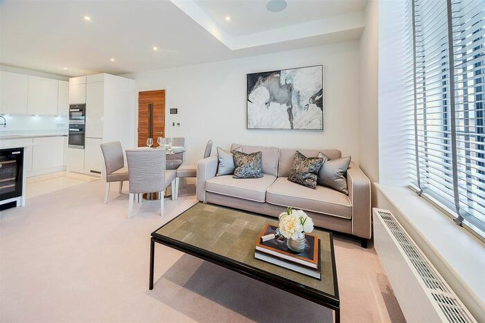 2 Bedroom Flat To Rent In Palace Wharf, Hammersmith, W6