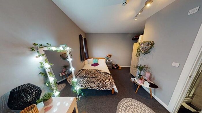 7 Bedroom Flat To Rent In Newstead Grove, Nottingham, NG1