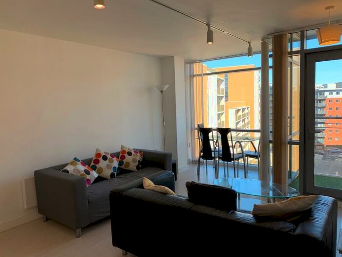 2 Bedroom Flat To Rent In Manor Mills, Ingram Street. Leeds, West Yorkshire, LS11