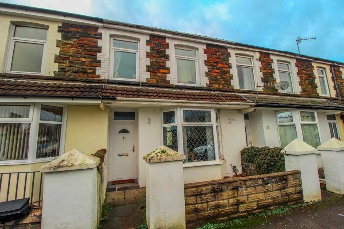 3 Bedroom Property To Rent In New Park Terrace, Treforest, Pontypridd, CF37