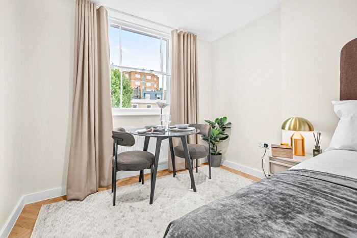 Studio To Rent In Inverness Terrace, London, W2