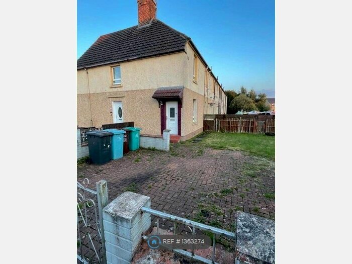 3 Bedroom Flat To Rent In Oak Place, Coatbridge, ML5