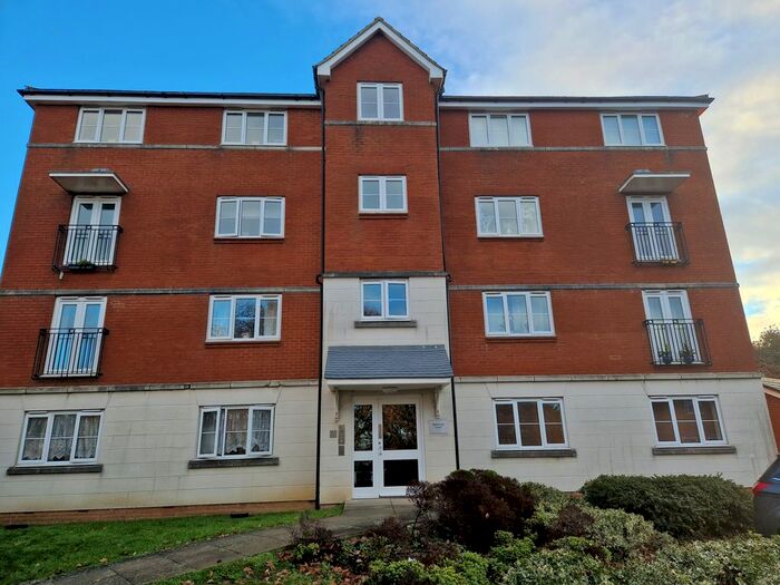 1 Bedroom Flat To Rent In Bluebell Gardens, St Leonards On Sea, TN38