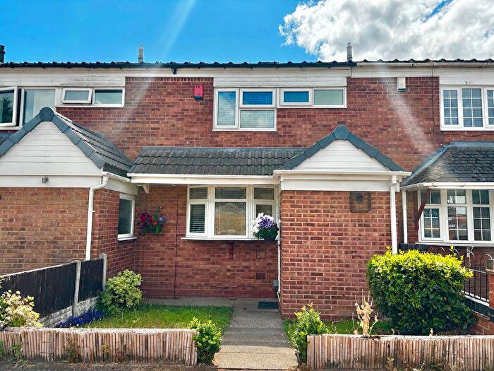 3 Bedroom Detached House For Sale In Shady Lane, Great Barr, Birmingham., B44