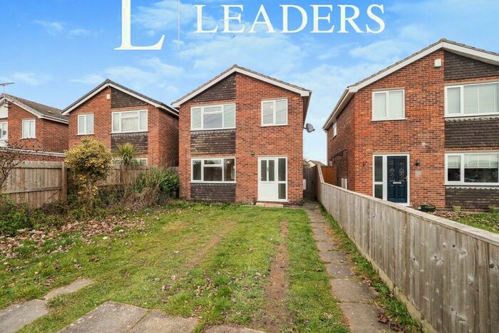 3 Bedroom Detached House To Rent In Zetland Crescent, Stenson Fields, DE24