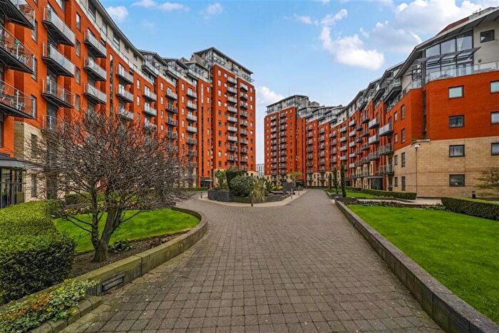 2 Bedroom Apartment For Sale In Westray, Gotts Road, Leeds, LS12